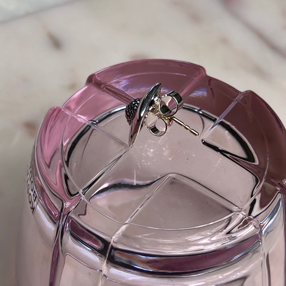 LAGOS SQUARE SILVER STUDS - Picture 3 of 9